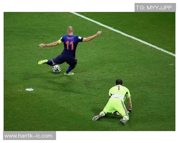 那些在绿茵场上低调奉献却鲜少出现在镜头前的足球明星们 那些在绿茵场上低调奉献却鲜少出现在镜头前的足球明星们